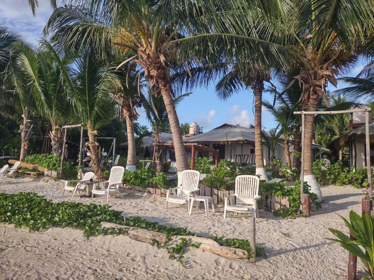 Lunazul Eco-Cabana Frente Al Mar Mahahual Kültér fotó