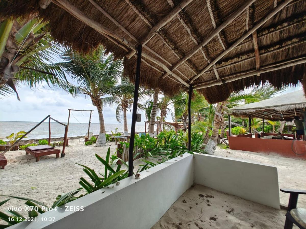Lunazul Eco-Cabana Frente Al Mar Mahahual Kültér fotó