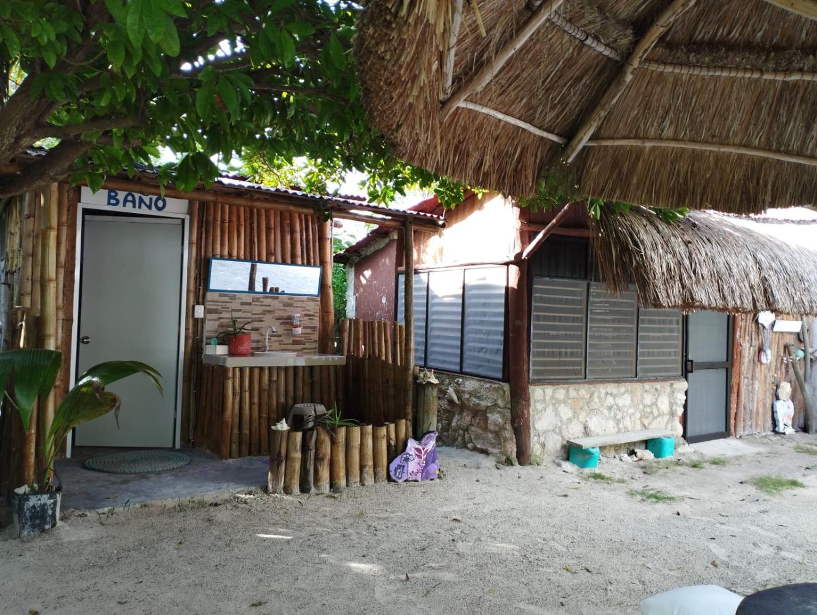 Lunazul Eco-Cabana Frente Al Mar Mahahual Kültér fotó